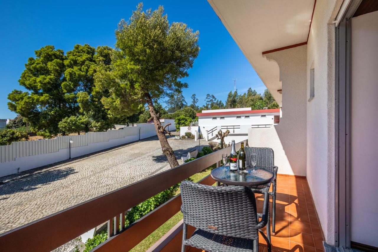 Hotel Colmeia Monte Real Exterior photo
